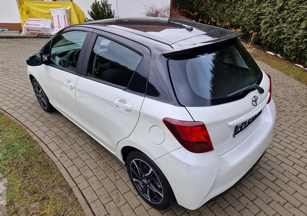 Toyota Yaris cena 54900 przebieg: 37000, rok produkcji 2016 z Łęknica małe 436